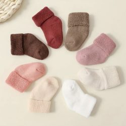 Fleece socks for little toes
